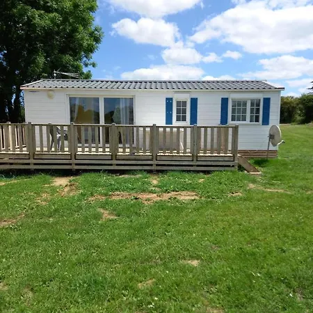 Mobilhome Nature 캠프장