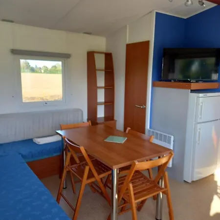 Mobilhome Nature 캠프장 생-로-쉬르-메르