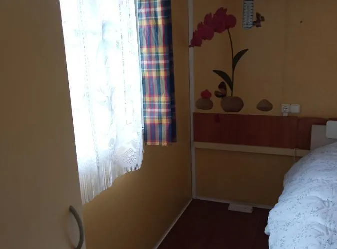 Camping Mobilhome Nature Saint-Laurent-sur-Mer